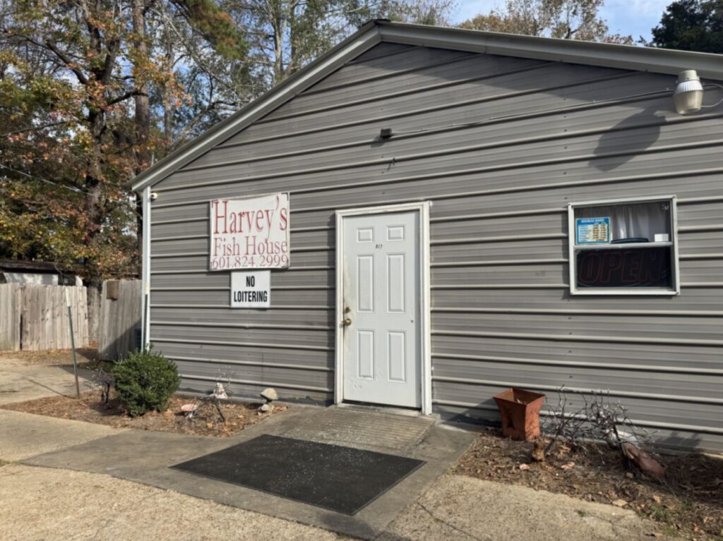 Harveys fish house 3